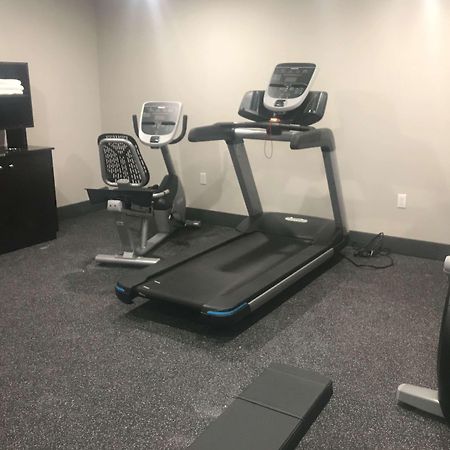 Wingate By Wyndham Jfk Airport, Far Rockaway Ny Hotell New York Exteriör bild