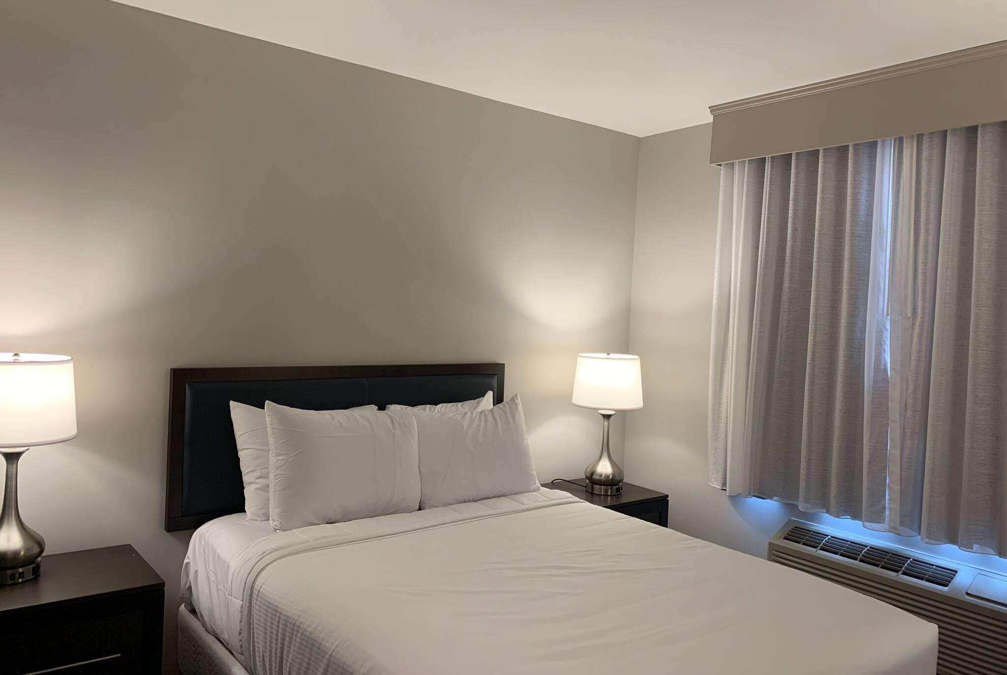 Wingate By Wyndham Jfk Airport, Far Rockaway Ny Hotell New York Exteriör bild