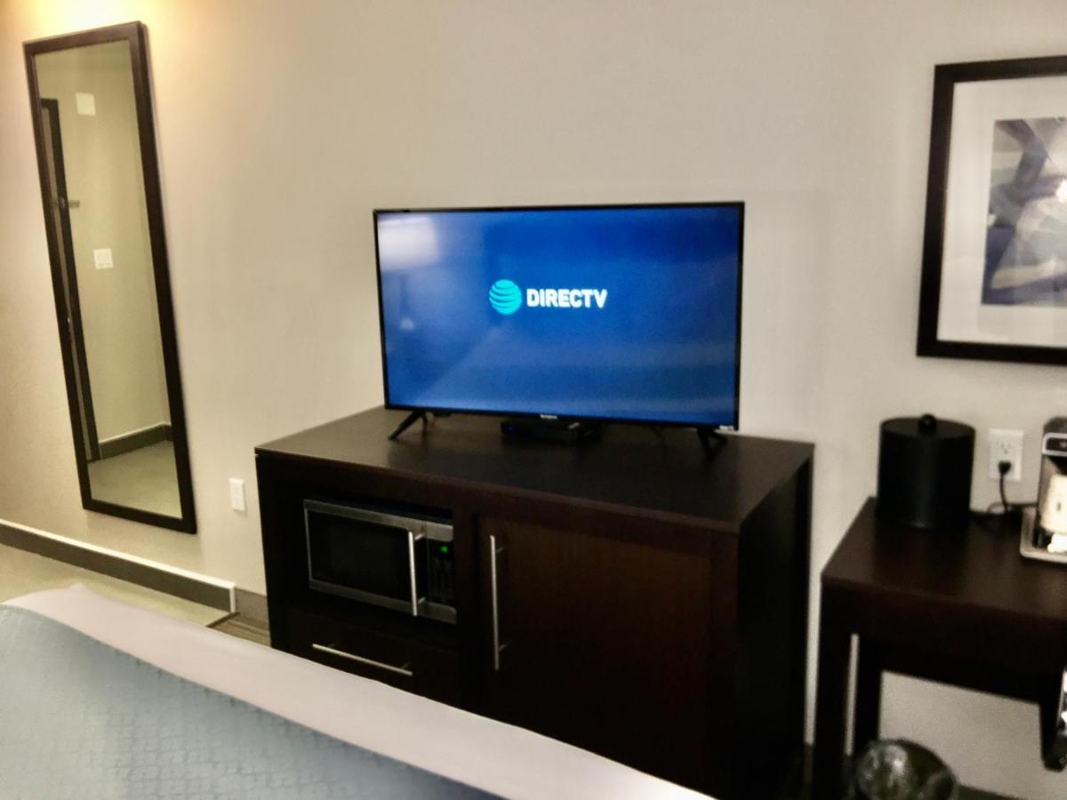 Wingate By Wyndham Jfk Airport, Far Rockaway Ny Hotell New York Exteriör bild